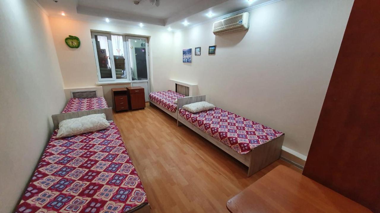 Family Hostel Алматы Экстерьер фото