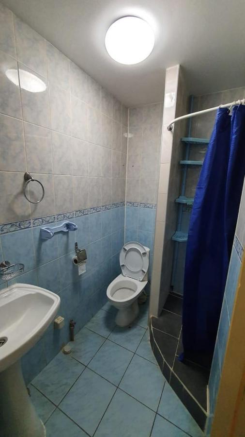 Family Hostel Алматы Экстерьер фото