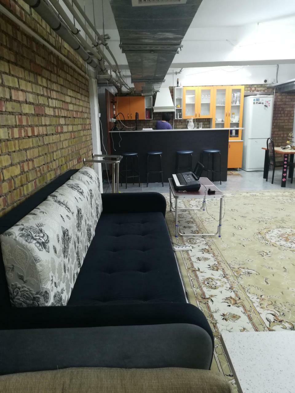 Family Hostel Алматы Экстерьер фото